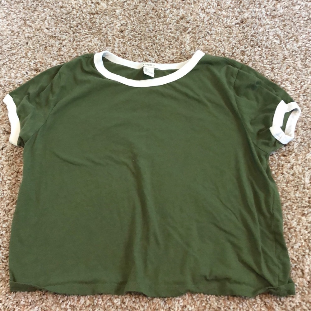 Tee shirt